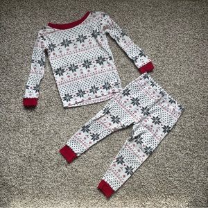 2T Burts Bees PJs 🎄